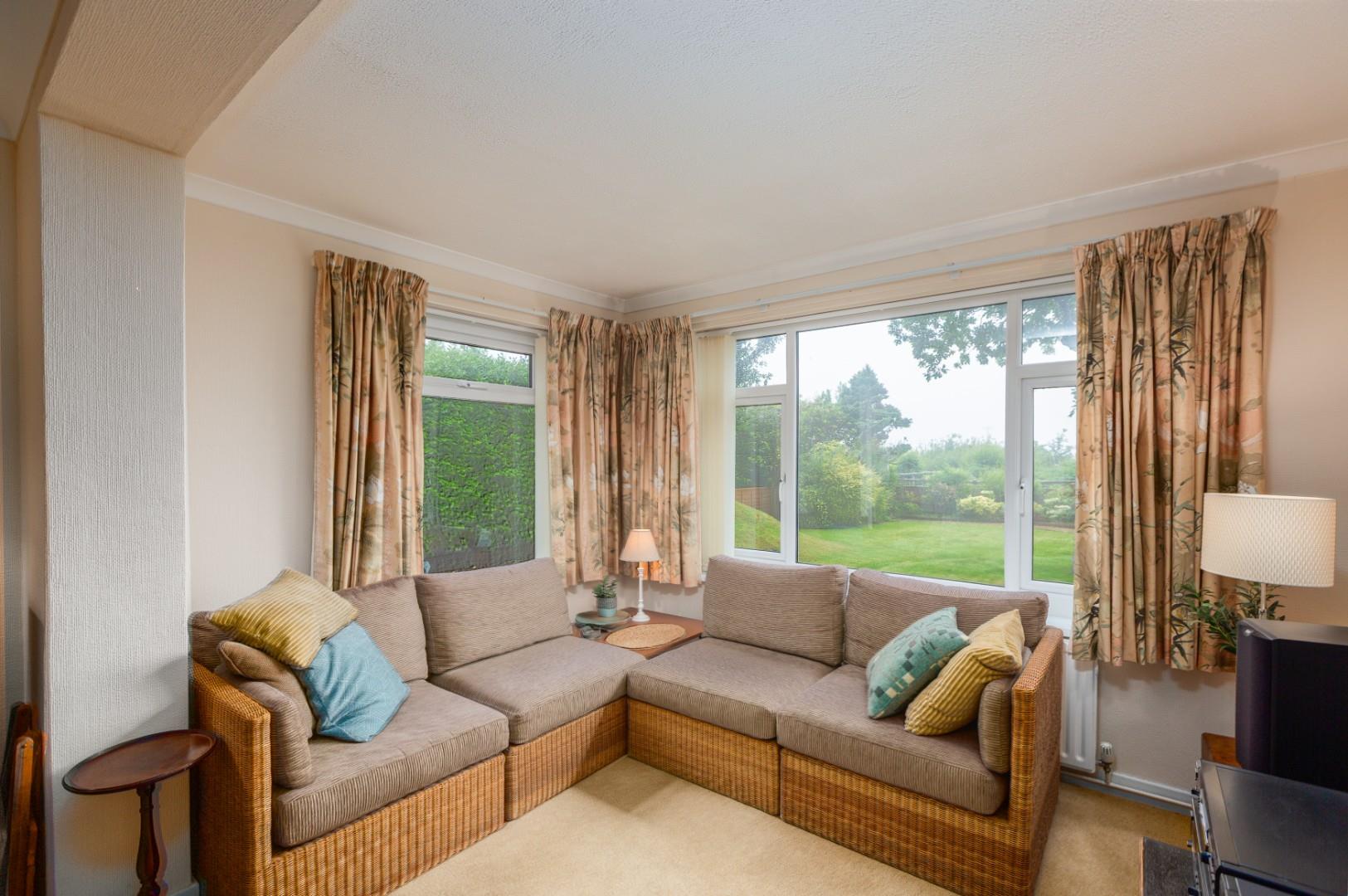 Westland Avenue, West Cross, Swansea, SA3 5NR